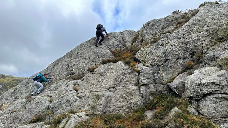 Mia & Jon scrambling in the Moelwynion